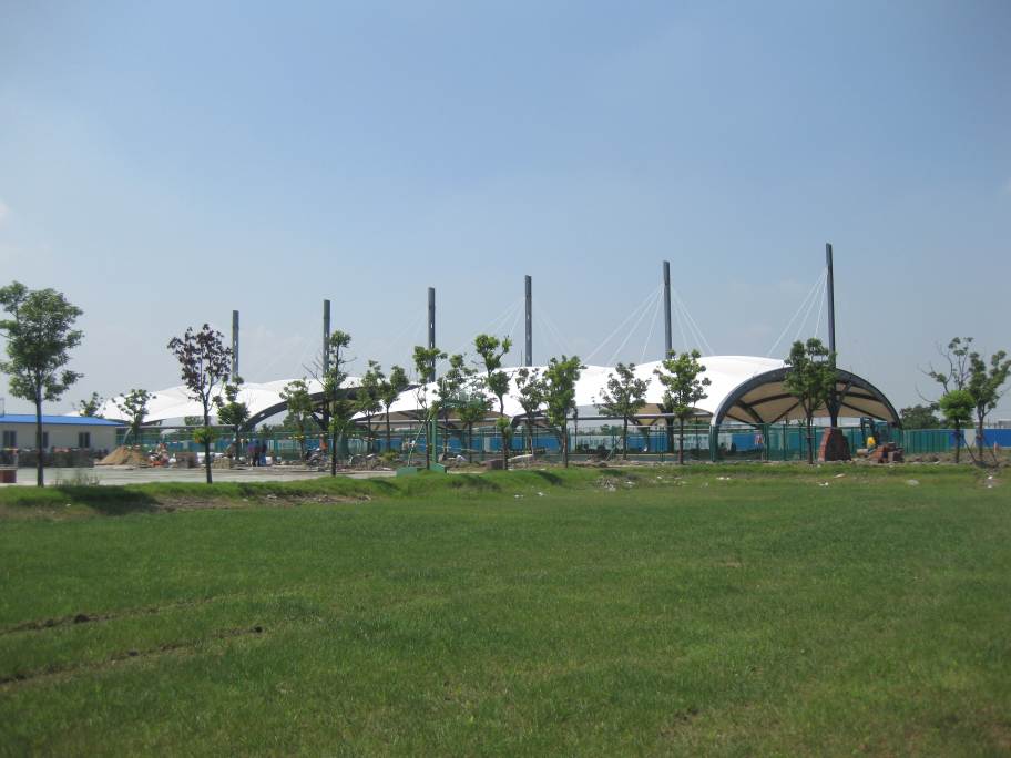 张拉膜艺术：现代建筑的新篇章-2