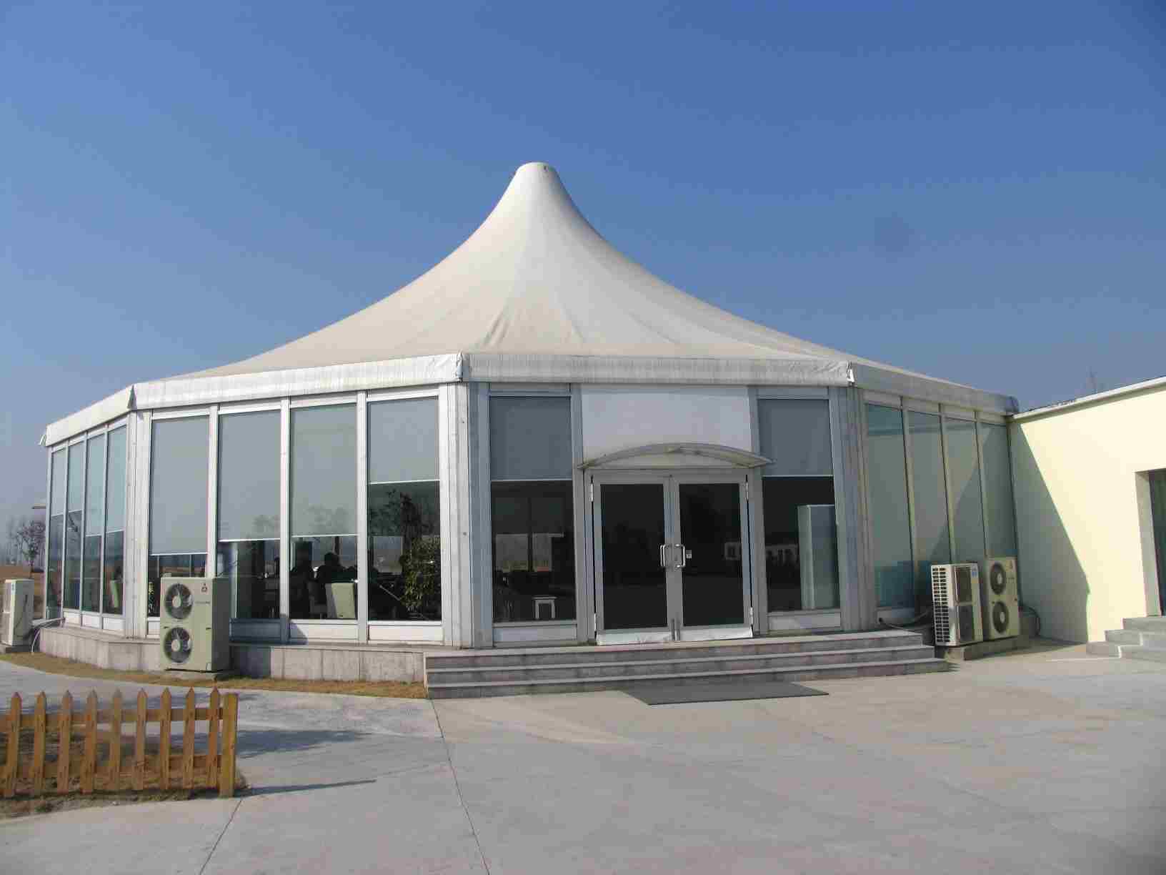 张拉膜景观设施：创造城市新亮点的艺术之旅-2